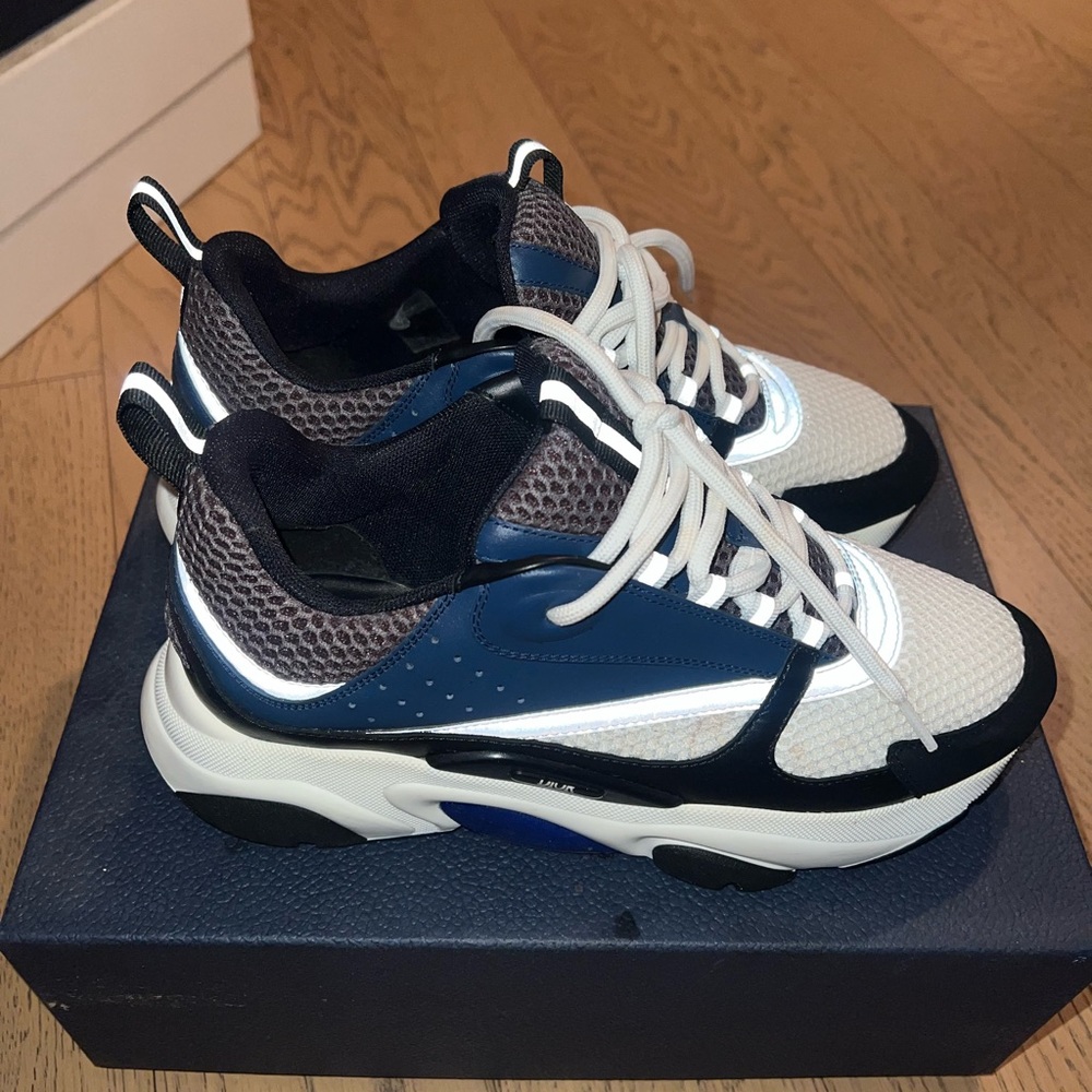 DIOR B22 EXCELLENT CONDITION SIZE 42/ US MEN 8.5